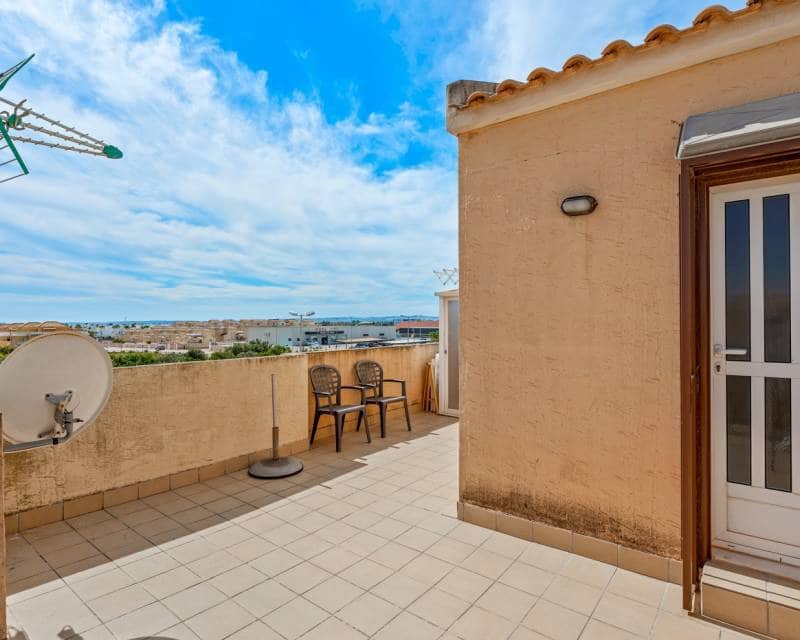 3 slaapkamer Halfvrijstaande villa te koop in Ciudad Quesada met zwembad garage - € 269.000 (Ref: 9715713)