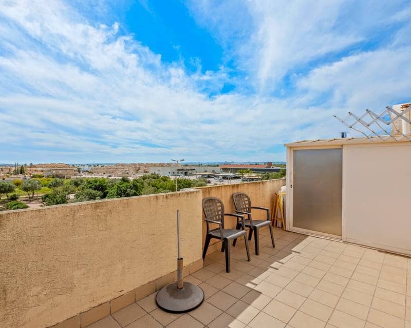 3 slaapkamer Halfvrijstaande villa te koop in Ciudad Quesada met zwembad garage - € 269.000 (Ref: 9715713)