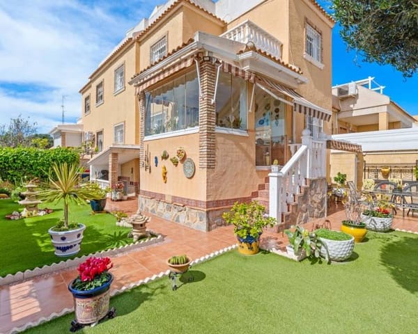 3 soverom Kjedet enebolig til salgs i Ciudad Quesada, Rojales med svømmebasseng garasje - € 269 000 (Ref: 9715713)