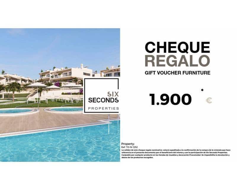 2 Zimmer Haus zu verkaufen in Torrevieja mit Pool Garage - 272.000 € (Ref: 9720496)