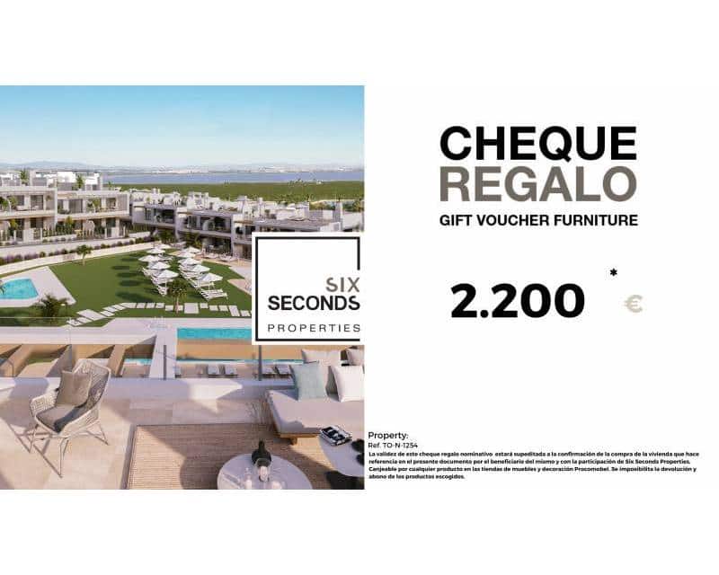 Casa de 2 habitaciones en Torrevieja en venta con piscina garaje - 315.000 € (Ref: 9720617)