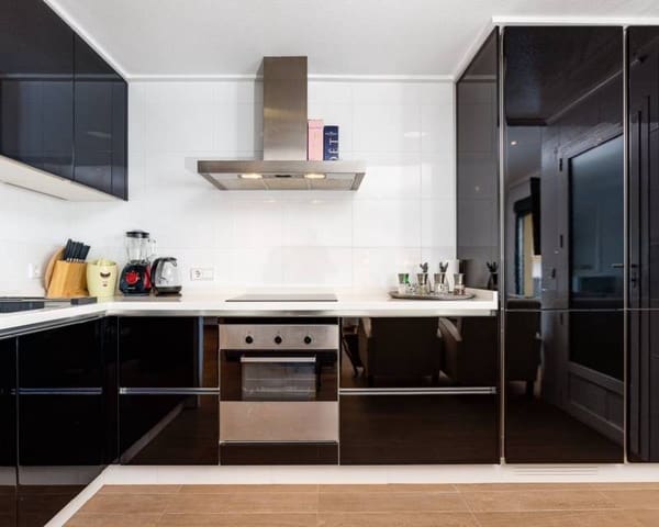 2 makuuhuone Kattohuoneisto myytävänä paikassa Campoamor, Orihuela mukana uima-altaan - 197 000 € (Ref: 9722697)