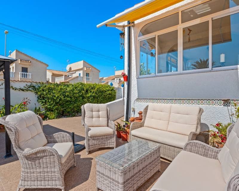 3 slaapkamer Villa te koop in Ciudad Quesada met zwembad garage - € 495.000 (Ref: 9723551)