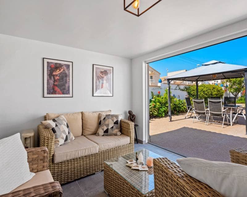 3 slaapkamer Villa te koop in Ciudad Quesada met zwembad garage - € 495.000 (Ref: 9723551)