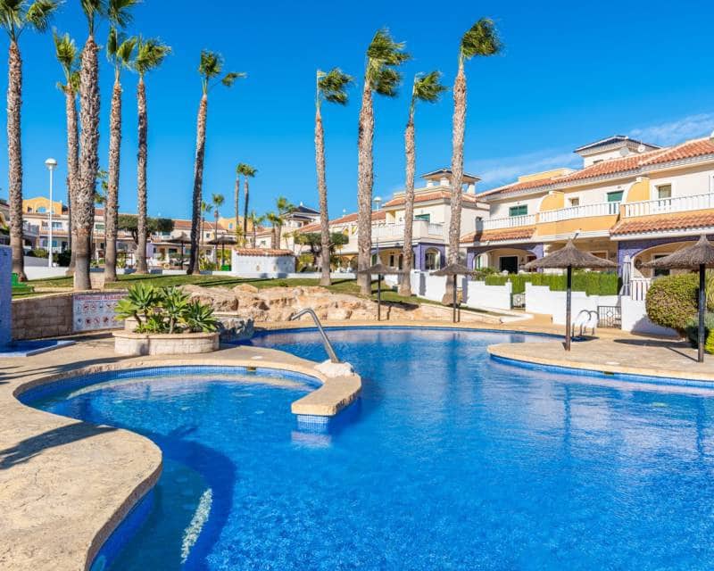 2 makuuhuone Huoneisto myytävänä paikassa Dona Pepa mukana uima-altaan 
autotalli - 229 000 € (Ref: 9730857)