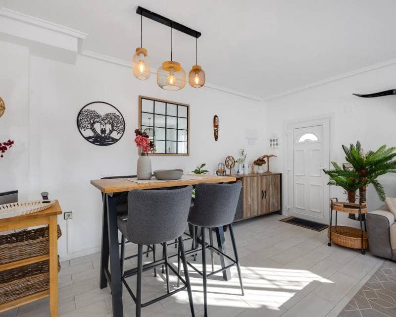 3 bedroom Terraced Villa for sale in Los Altos with pool garage - € 265,000 (Ref: 9739290)