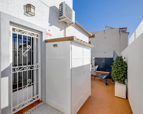 3 slaapkamer Rijtjeshuis te koop in Los Altos met zwembad garage - € 265.000 (Ref: 9739290)