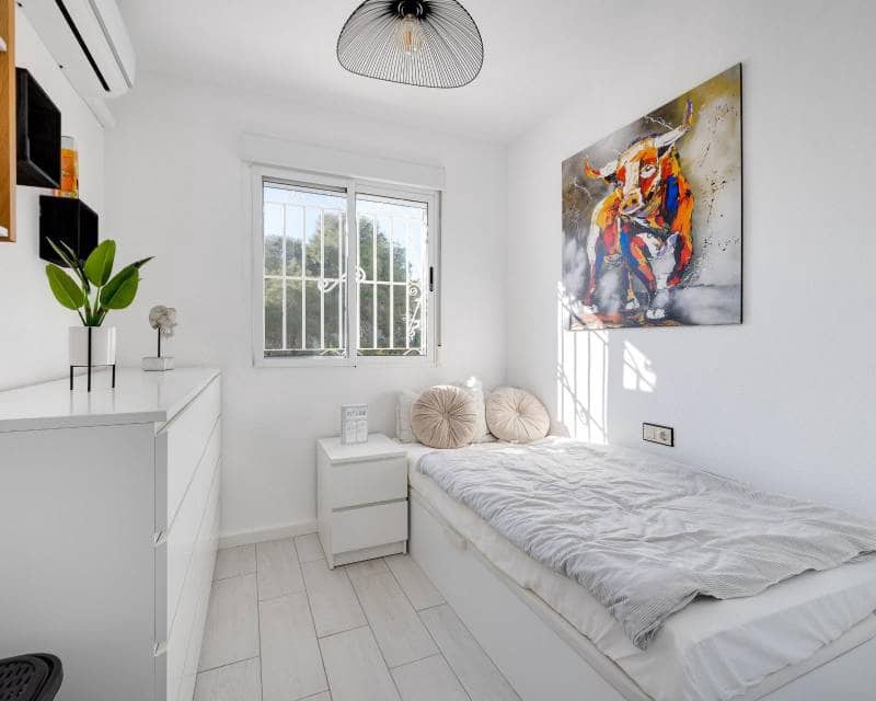 3 bedroom Terraced Villa for sale in Los Altos with pool garage - € 265,000 (Ref: 9739290)