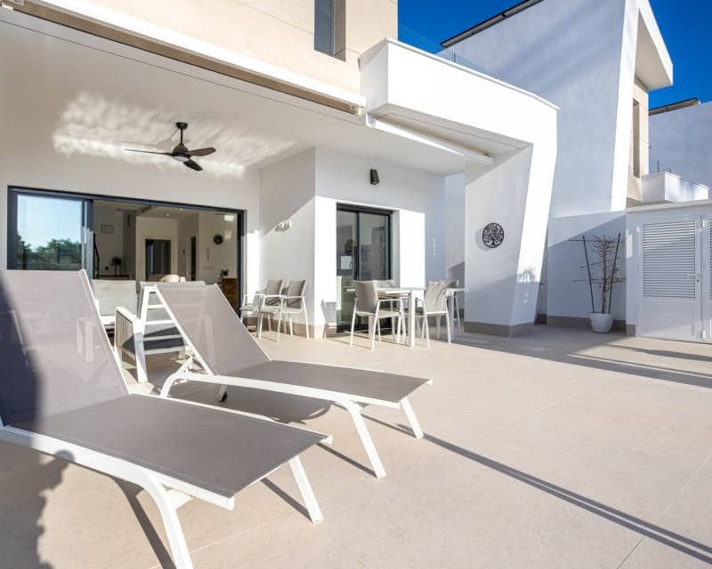 Chalet de 4 habitaciones en Dolores en venta con piscina - 410.000 € (Ref: 9740112)