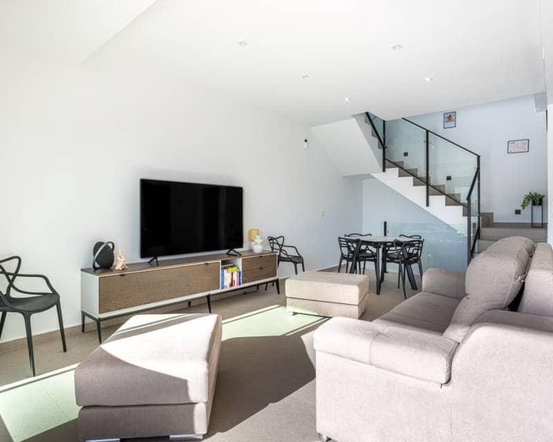 Chalet de 4 habitaciones en Dolores en venta con piscina - 410.000 € (Ref: 9740112)