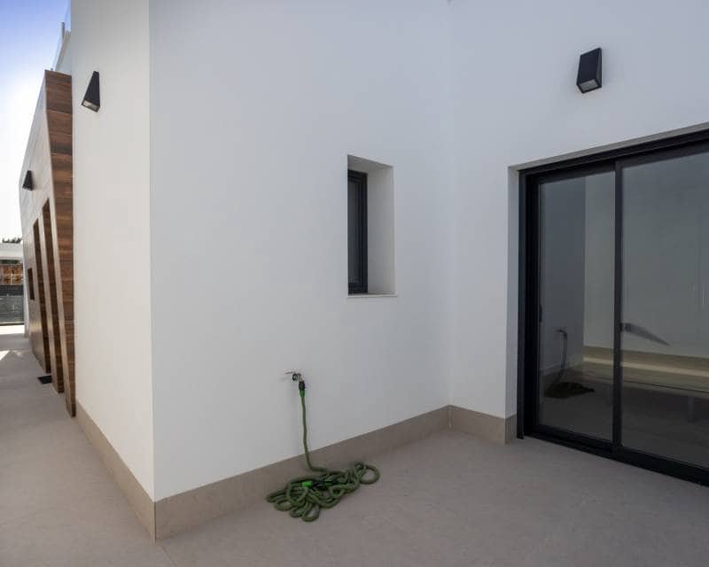 Chalet de 4 habitaciones en Dolores en venta con piscina - 410.000 € (Ref: 9740112)