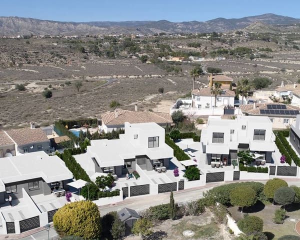 3 camera da letto Villetta Bifamiliare in vendita in Busot con piscina - 409.000 € (Rif: 9770083)