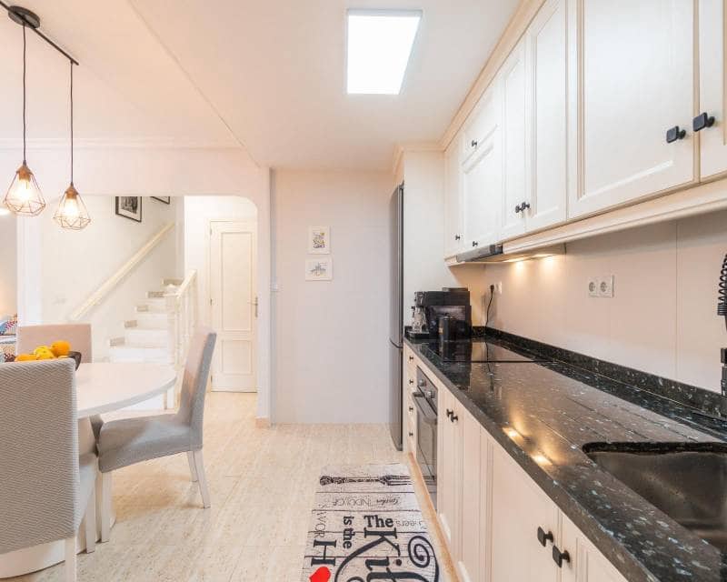 3 chambre Villa/Maison Semi-Mitoyenne à vendre à Orihuela Costa avec piscine - 279 000 € (Ref: 9776959)