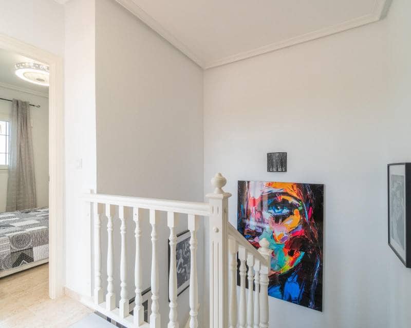 3 chambre Villa/Maison Semi-Mitoyenne à vendre à Orihuela Costa avec piscine - 279 000 € (Ref: 9776959)