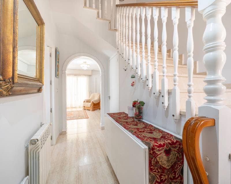 4 slaapkamer Halfvrijstaande villa te koop in El Moncayo met zwembad garage - € 395.000 (Ref: 9778712)