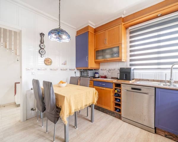 4 slaapkamer Halfvrijstaande villa te koop in El Moncayo, Guardamar del Segura met zwembad garage - € 395.000 (Ref: 9778712)