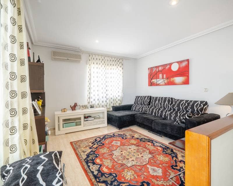 4 slaapkamer Halfvrijstaande villa te koop in El Moncayo met zwembad garage - € 395.000 (Ref: 9778712)