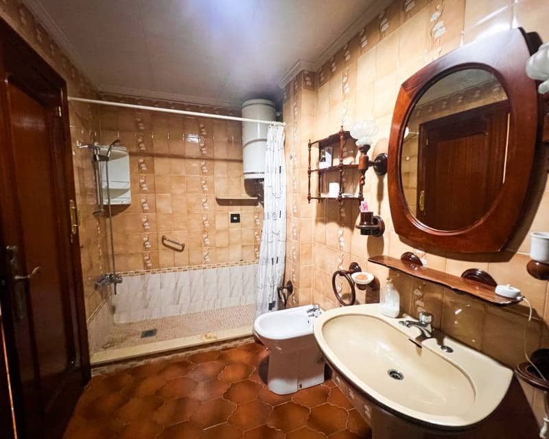 5 bedroom Terraced Villa for sale in Guardamar del Segura with garage - € 380,000 (Ref: 9779105)