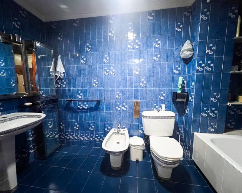 5 bedroom Terraced Villa for sale in Guardamar del Segura with garage - € 380,000 (Ref: 9779105)