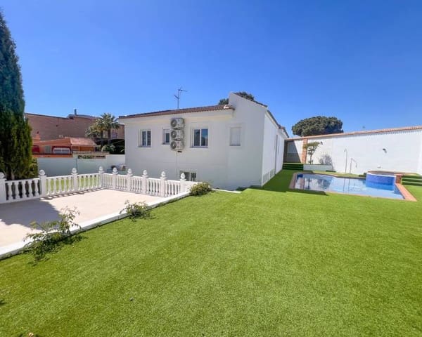 5 quarto Moradia para venda em Los Balcones com piscina - 665 000 € (Ref: 9797636)