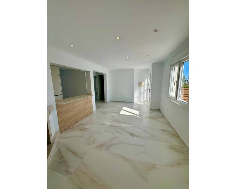 5 quarto Moradia para venda em Los Balcones com piscina - 665 000 € (Ref: 9797636)