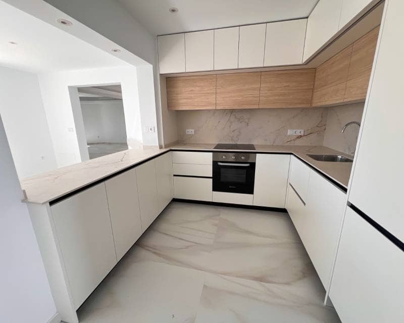 5 quarto Moradia para venda em Los Balcones com piscina - 665 000 € (Ref: 9797636)