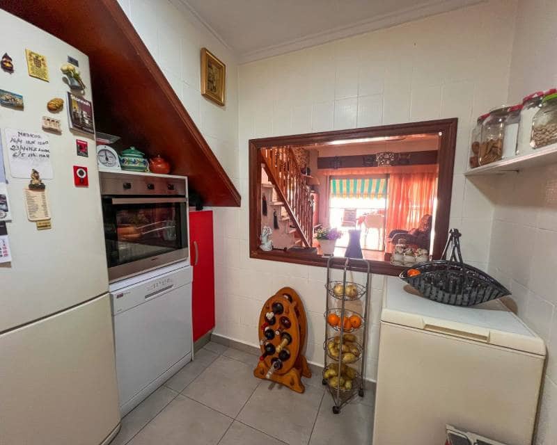 2 makuuhuone Kattohuoneisto myytävänä paikassa Guardamar del Segura mukana 
autotalli - 239 000 € (Ref: 9797637)