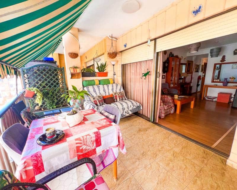 2 makuuhuone Kattohuoneisto myytävänä paikassa Guardamar del Segura mukana 
autotalli - 239 000 € (Ref: 9797637)