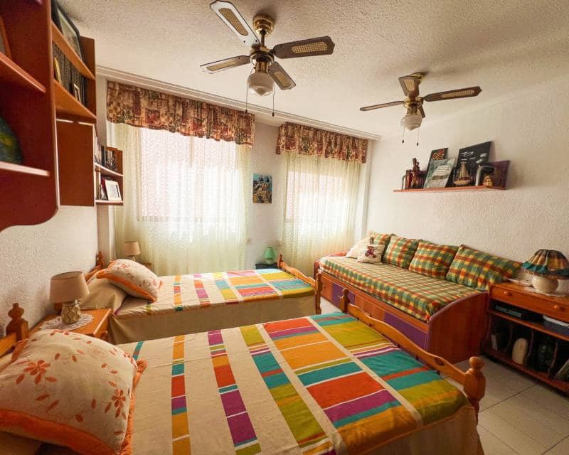 2 makuuhuone Kattohuoneisto myytävänä paikassa Guardamar del Segura mukana 
autotalli - 239 000 € (Ref: 9797637)