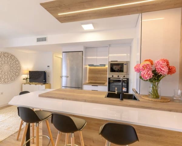 3 soverom Leilighet til salgs i Punta Prima, Torrevieja med svømmebasseng garasje - € 299 700 (Ref: 9797638)