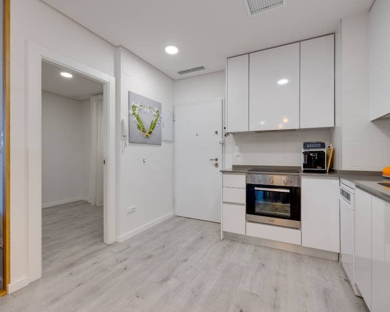 3 quarto Apartamento para venda em Villamartin com piscina garagem - 299 000 € (Ref: 9797639)