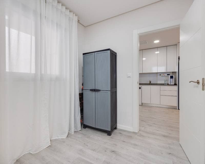 3 quarto Apartamento para venda em Villamartin com piscina garagem - 299 000 € (Ref: 9797639)