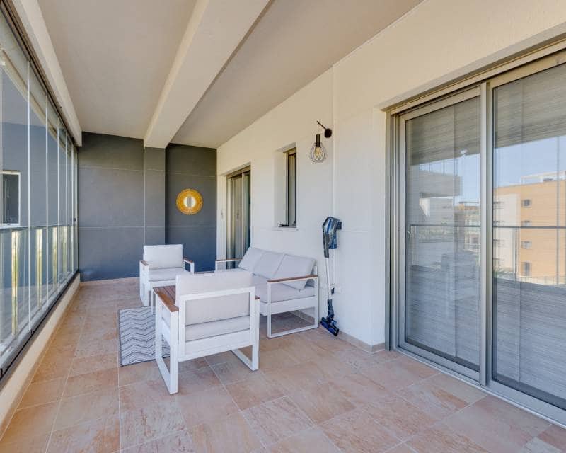 3 quarto Apartamento para venda em Villamartin com piscina garagem - 299 000 € (Ref: 9797639)