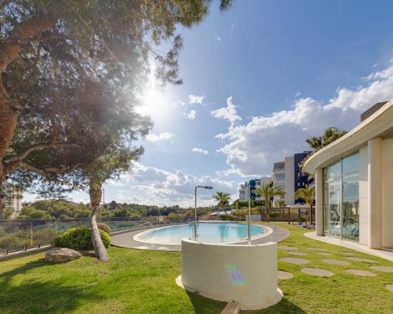 3 quarto Apartamento para venda em Villamartin com piscina garagem - 299 000 € (Ref: 9797639)