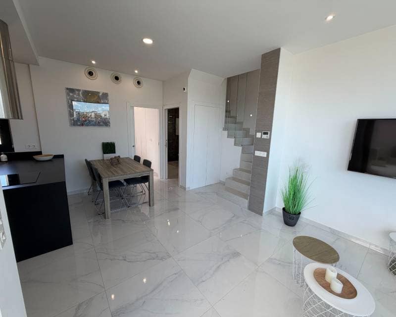 3 chambre Villa/Maison à vendre à Ciudad Quesada avec piscine garage - 399 900 € (Ref: 9797640)