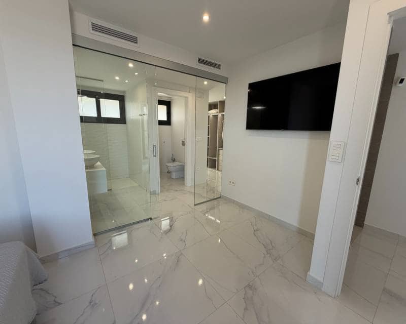 3 chambre Villa/Maison à vendre à Ciudad Quesada avec piscine garage - 399 900 € (Ref: 9797640)