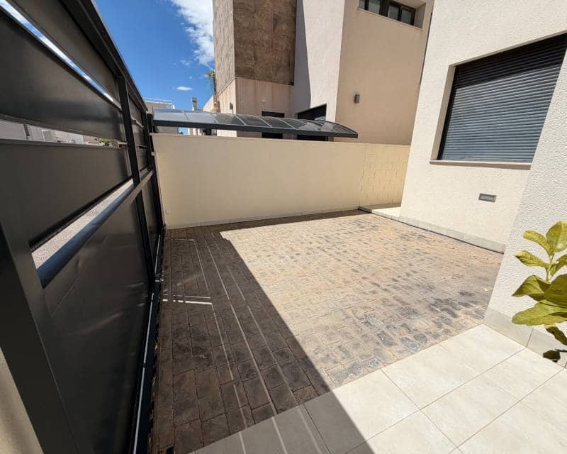 3 chambre Villa/Maison à vendre à Ciudad Quesada avec piscine garage - 399 900 € (Ref: 9797640)