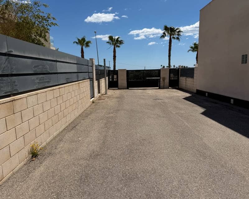 3 chambre Villa/Maison à vendre à Ciudad Quesada avec piscine garage - 399 900 € (Ref: 9797640)