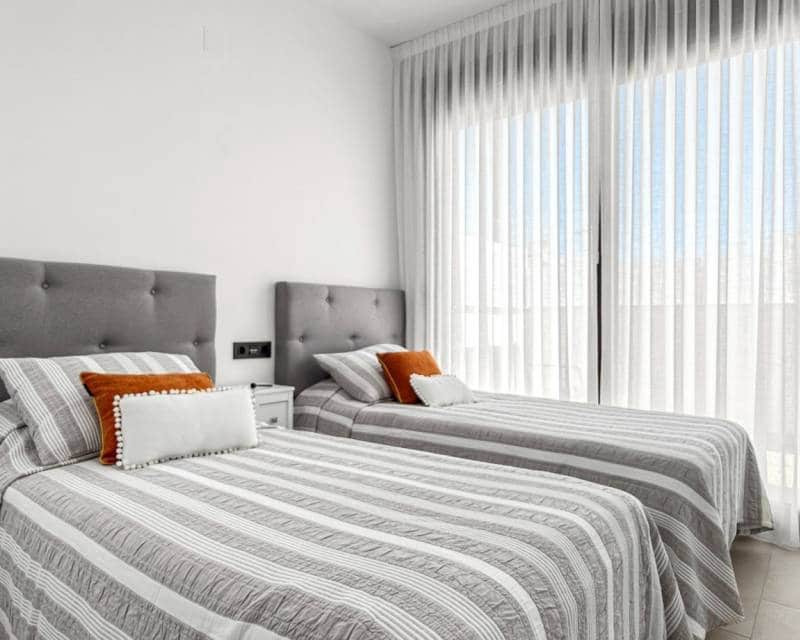 2 soverom Leilighet til salgs i Torrevieja med svømmebasseng garasje - € 312 500 (Ref: 9797641)