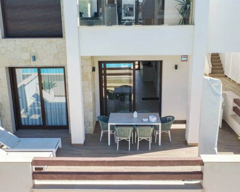 2 soverom Leilighet til salgs i Torrevieja med svømmebasseng garasje - € 312 500 (Ref: 9797641)