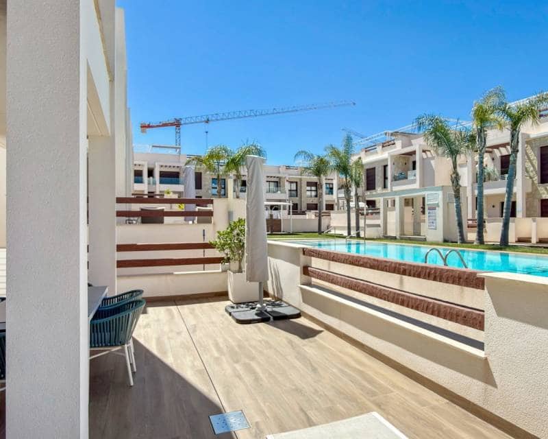 2 soverom Leilighet til salgs i Torrevieja med svømmebasseng garasje - € 312 500 (Ref: 9797641)