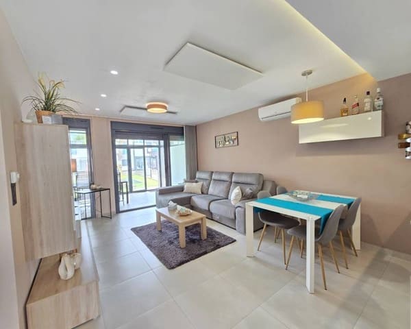 2 slaapkamer Appartement te koop in Punta Prima, Orihuela met zwembad garage - € 259.900 (Ref: 9797642)