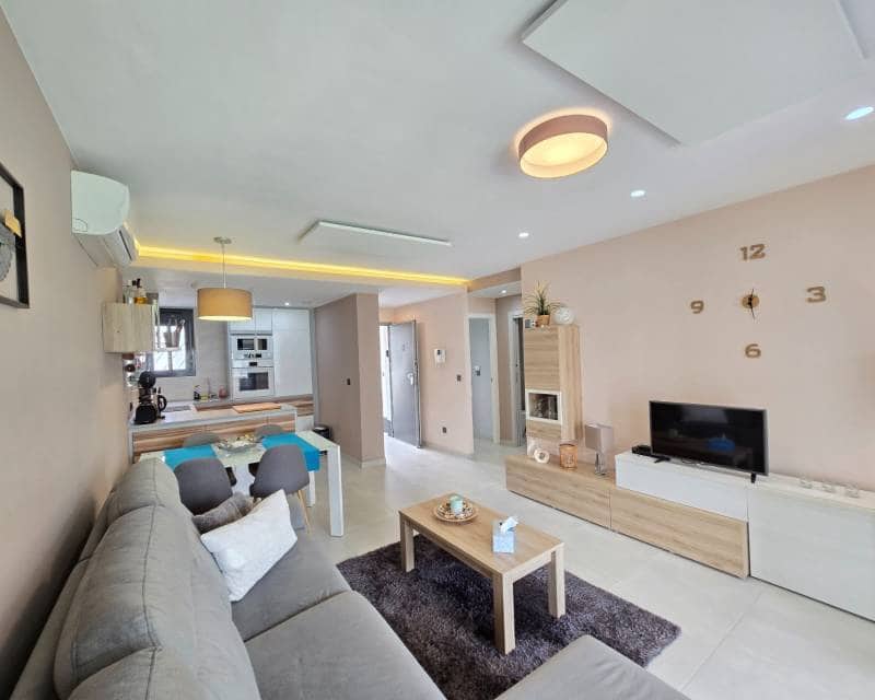 2 soverom Leilighet til salgs i Orihuela Costa med svømmebasseng garasje - € 259 900 (Ref: 9797642)