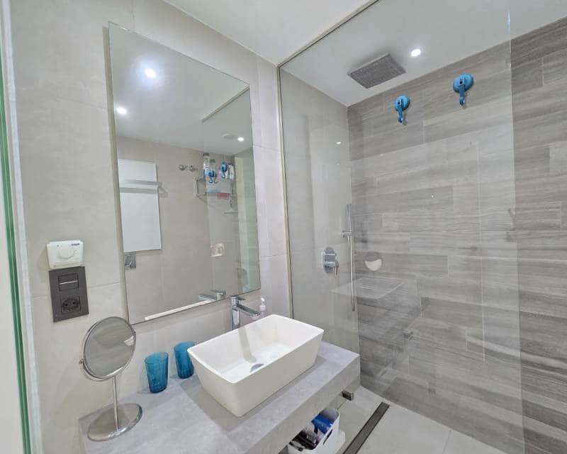 2 soverom Leilighet til salgs i Orihuela Costa med svømmebasseng garasje - € 259 900 (Ref: 9797642)