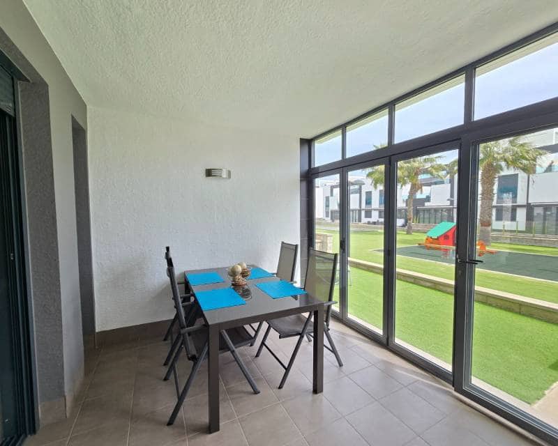 2 soverom Leilighet til salgs i Orihuela Costa med svømmebasseng garasje - € 259 900 (Ref: 9797642)