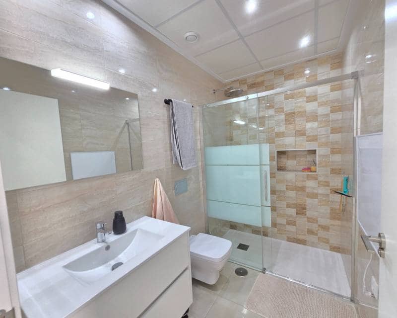 3 chambre Villa/Maison Mitoyenne à vendre à Ciudad Quesada avec piscine - 359 900 € (Ref: 9797643)