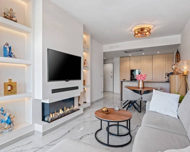 2 makuuhuone Huoneisto myytävänä paikassa Los Altos mukana uima-altaan 
autotalli - 285 000 € (Ref: 9797644)