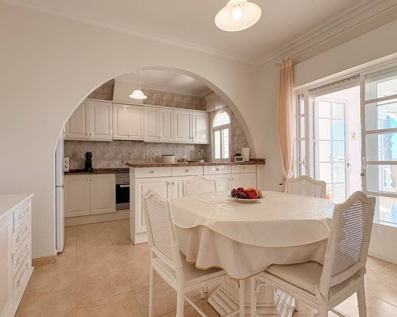 4 soveværelse Villa til salg i Ciudad Quesada med swimmingpool garage - € 734.000 (Ref: 9797650)