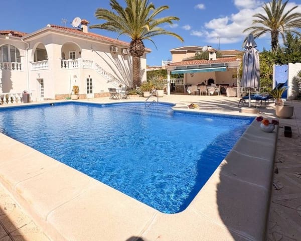 4 soveværelse Villa til salg i Ciudad Quesada, Rojales med swimmingpool garage - € 734.000 (Ref: 9797650)