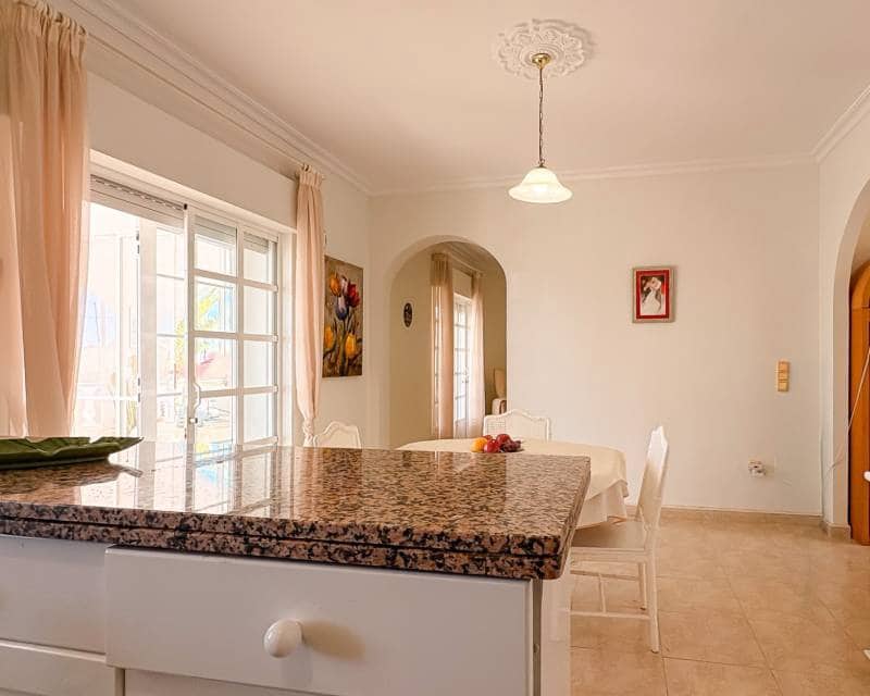 4 soveværelse Villa til salg i Ciudad Quesada med swimmingpool garage - € 734.000 (Ref: 9797650)